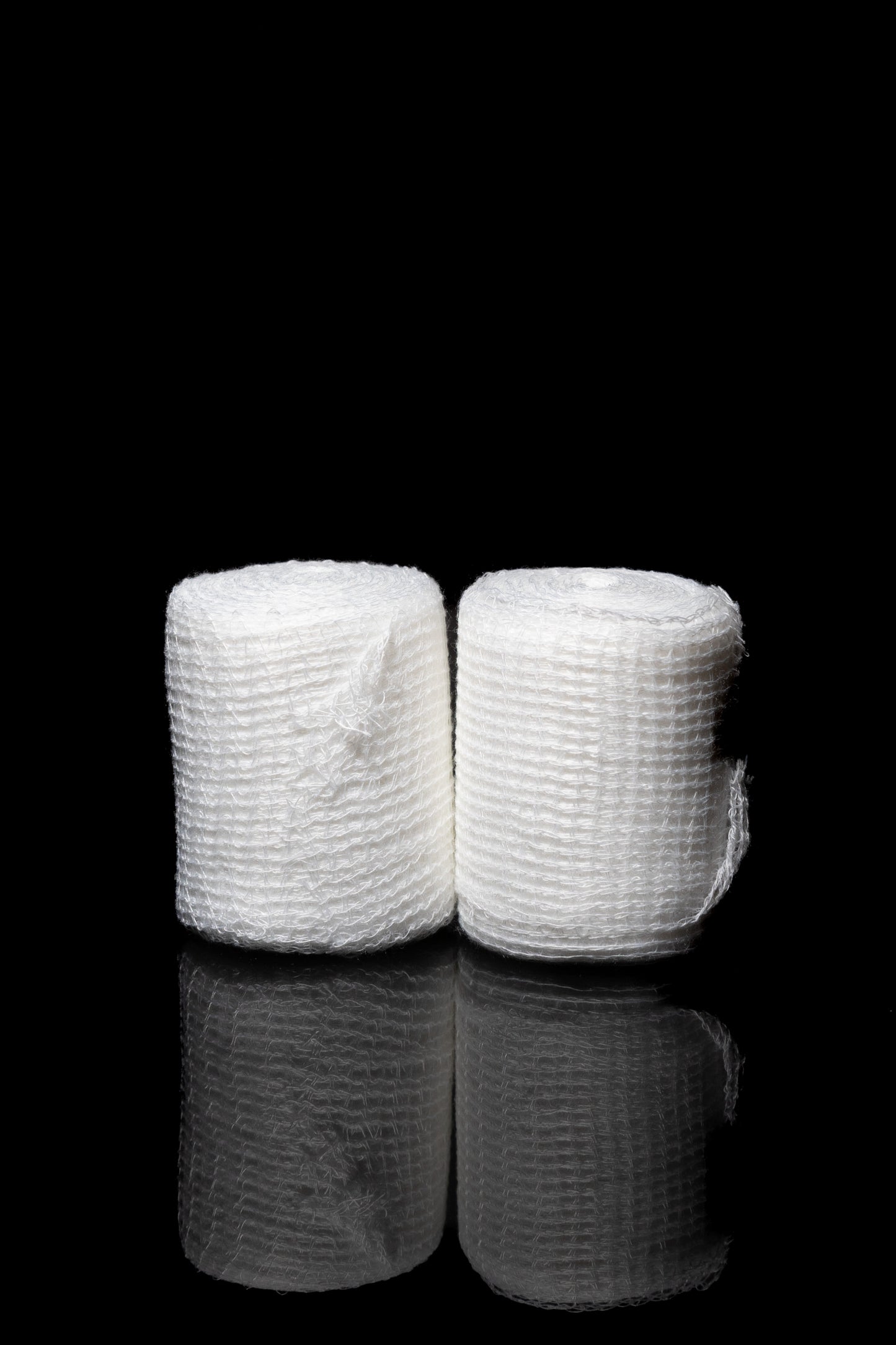 Gauze for hand wraps. 10M x 5cm. Box of 24 rolls